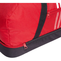 Présentation: Tiro 21 Large Sac De Sport Avec Compartiment Inférieur - Rouge