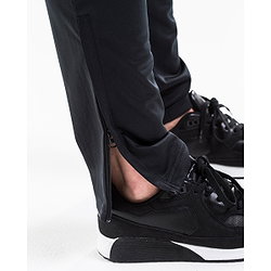 Présentation: 64a3cdd706370748f28d2382