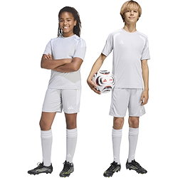 Présentation: Adidas Tiro 26 League Short Enfants - Gris / Blanc
