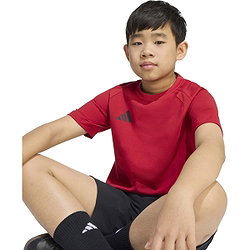 Présentation: Adidas Tiro Travel T-Shirt Enfants - Rouge