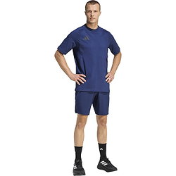 Présentation: Adidas Tiro Travel T-Shirt Hommes - Marine