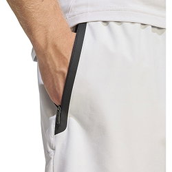 Présentation: Adidas Tiro Travel Woven Short Hommes - Gris Clair