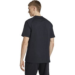 Présentation: Adidas Tiro 25 Travel T-Shirt Hommes - Noir