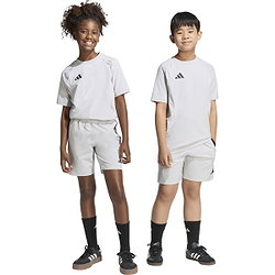 Présentation: Adidas Tiro Travel Woven Short Enfants - Gris Clair