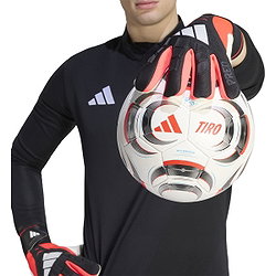 Présentation: Adidas Predator Competition Gants De Gardien - Noir