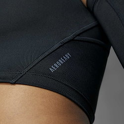 Présentation: Adidas Adizero Essentials Aeroready Crop Débardeur Femmes - Noir